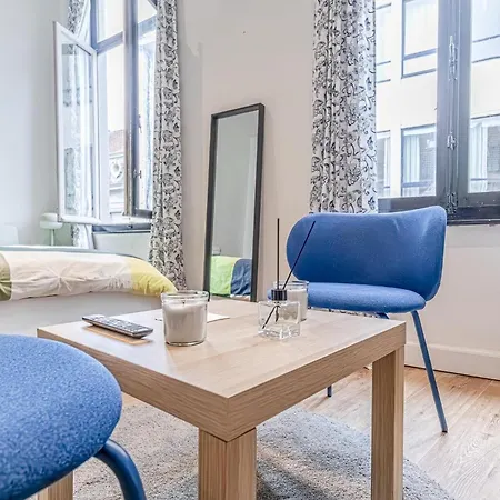 3 Stylish At A Great Location In * Gent