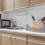 3 Stylish At A Great Location In * גנט