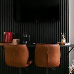 3 Stylish At A Great Location In Gent