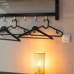 דירה 3 Stylish At A Great Location In