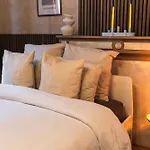 3 Stylish At A Great Location In דירה *