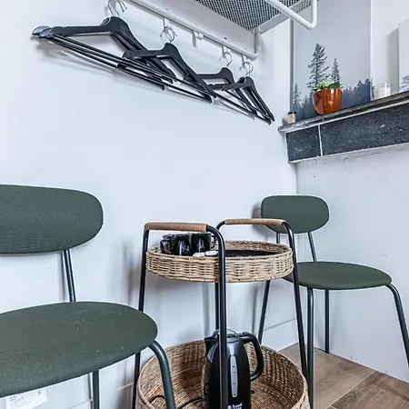 3 Stylish At A Great Location In Апартаменты *