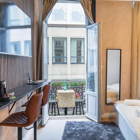 Апартаменты 3 Stylish At A Great Location In *