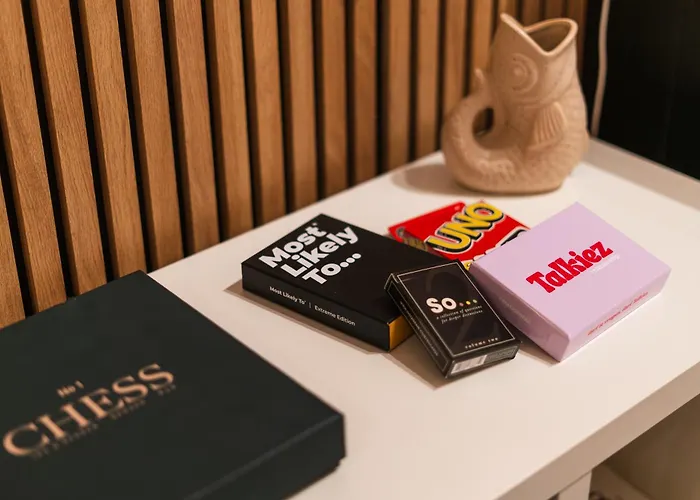 Апартаменты 3 Stylish At A Great Location In